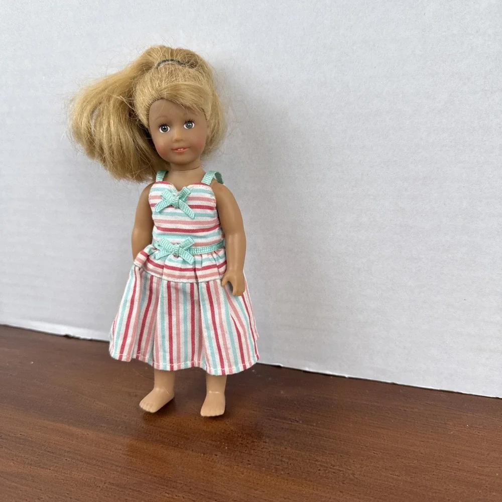 American Girl Maryellen‎ Doll And 2 Book Set